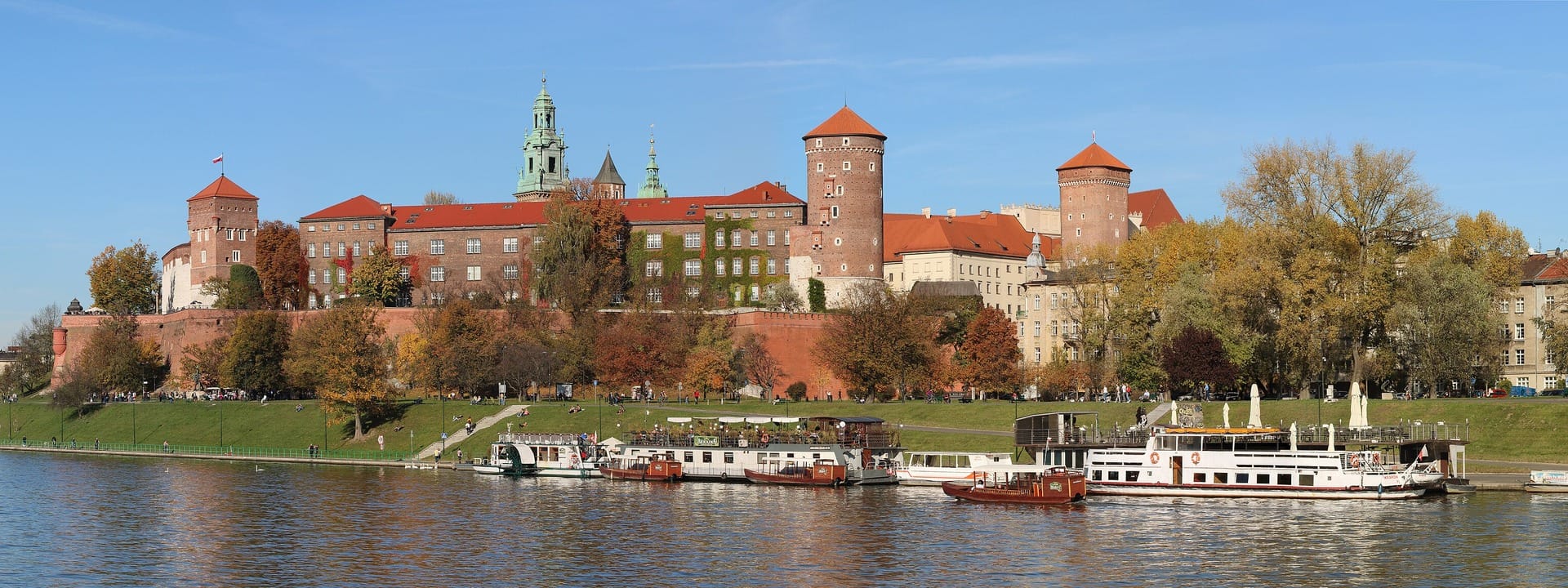 Wawel Kalesi ve Vistula nehri: Polonya'da üniversite eğitimi